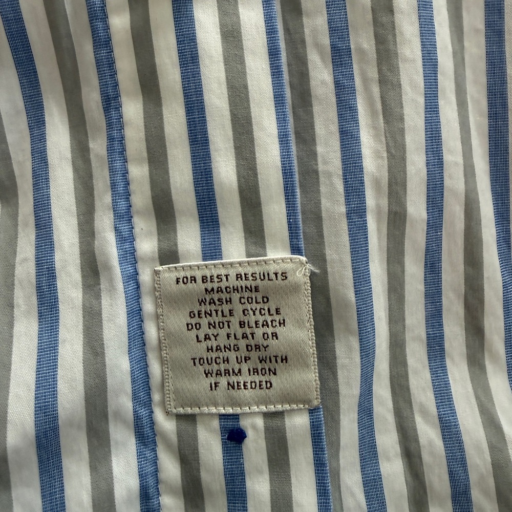 Men’s Peter Millar Blue and White Vertical Stripe Dress Shirt, Size Medium - Picture 6 of 8
